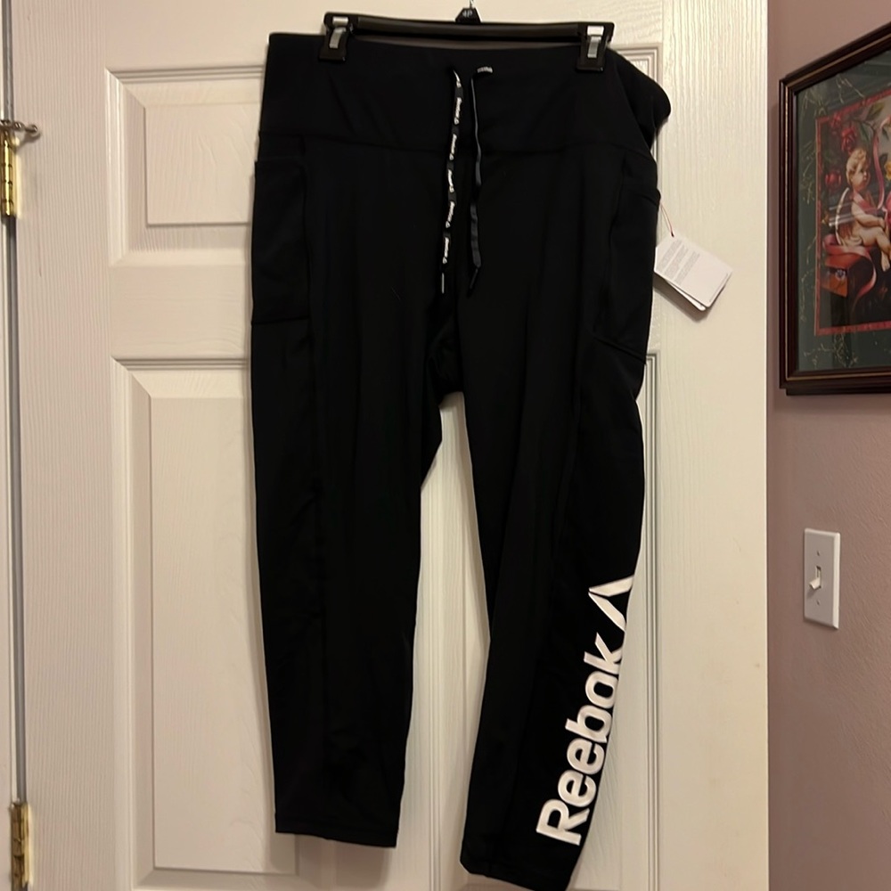 Reebok Womens Black Tights Logo Pull On Athletic Leggings NWT